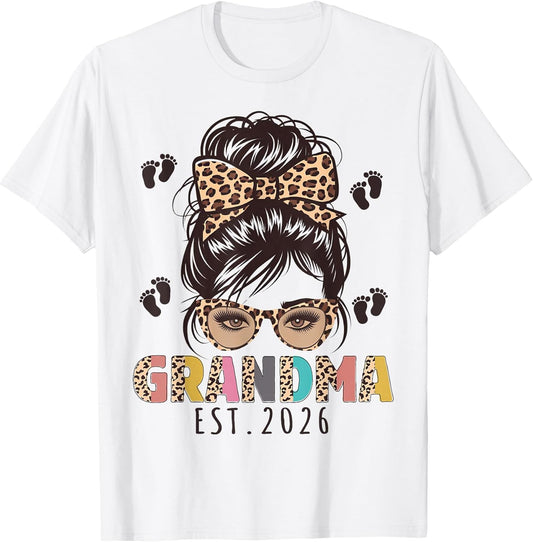 Promoted to Grandma Est 2026 New Grandmom to be Messy Bun