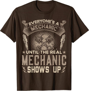 Everyone's a Mechanic Until The Real Mechanic Shows Up Funny