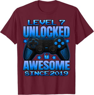 Level 7 Unlocked 7 Year Old Gifts for Boys 7th Birthday Boy T-Shirt - T-Shirt | Maroon
