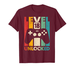 Level 18 Unlocked 18th Birthday Video Game Retro Vintage 18 T-Shirt
