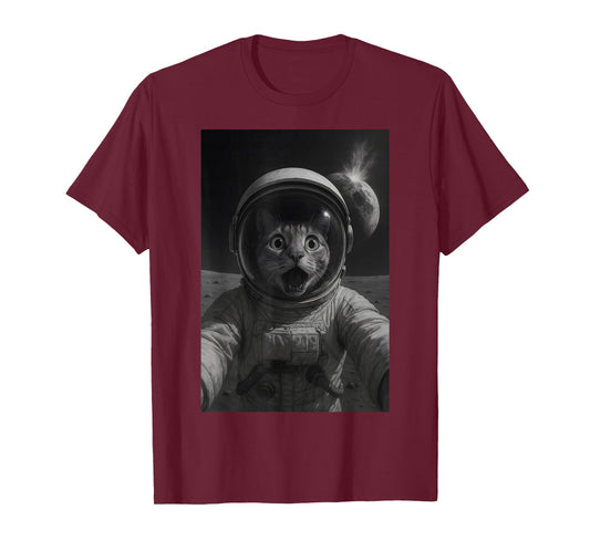 Selfie Cat Funny Astronaut on The Moon Space Cat T-Shirt
