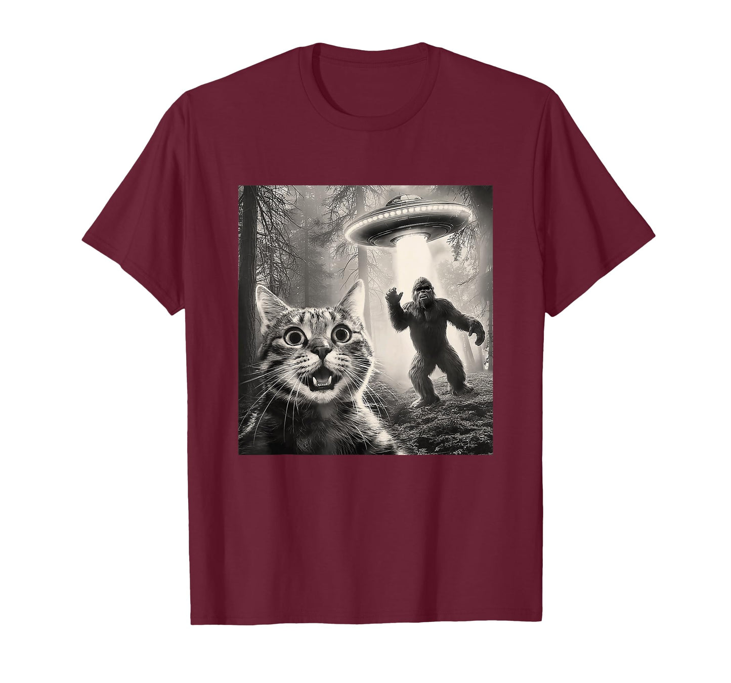 Cat Selfie Forest Trees Alien UFO Bigfoot Humor Sasquatch T-Shirt
