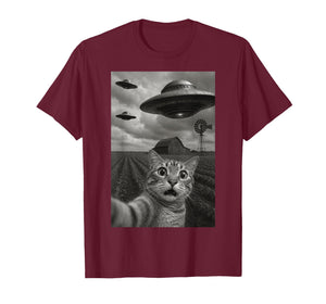 Wide Eyed Cat Selfie UFO Invasion Funny Rural Feline T-Shirt