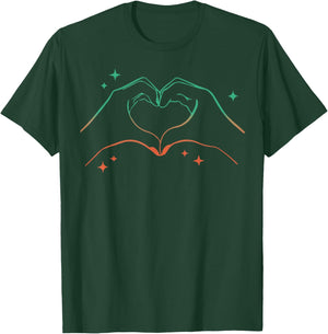 Heart Hands Taylor First Name Girl Vintage 70's 80's T-Shirt - T-Shirt | Forest