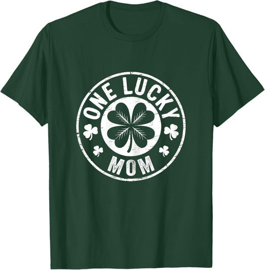 Vintage One Lucky Mom St Patricks Day Matching Family Mother T-Shirt - T-Shirt | Forest