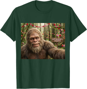 Funny Bigfoot Selfie Valentine's Day Hearts Sasquatch Love T-Shirt - T-Shirt | Forest