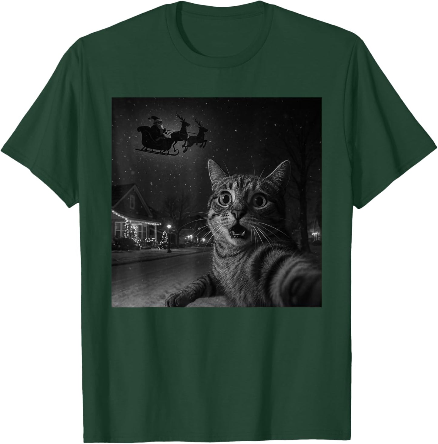 Funny Christmas Surprised Scared Cat Selfie Santa Claus Xmas T-Shirt - T-Shirt | Forest
