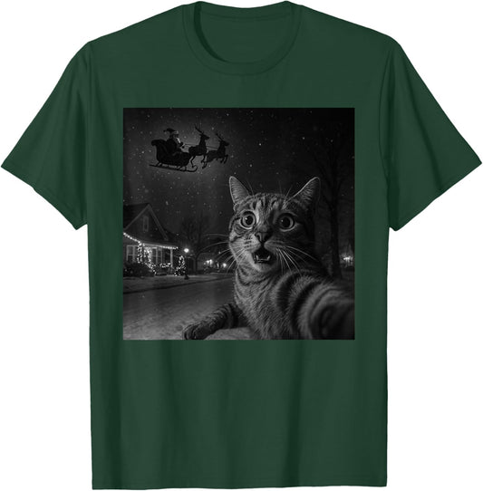 Funny Christmas Surprised Scared Cat Selfie Santa Claus Xmas T-Shirt - T-Shirt | Forest