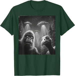 Funny Thanksgiving Bigfoot Turkey Selfie UFO Sasquatch T-Shirt - T-Shirt | Forest