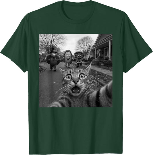 Funny Thanksgiving Surprised Scared Cat Selfie Turkey Mascot T-Shirt - T-Shirt | Forest