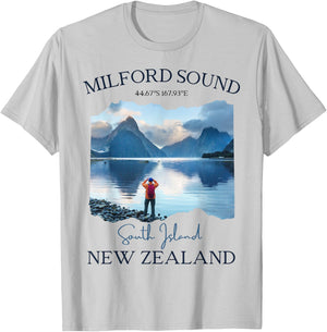Milford Sound Fjord Hiking Souvenir Tourist Vacation Men Kid T-Shirt - T-Shirt | Ash