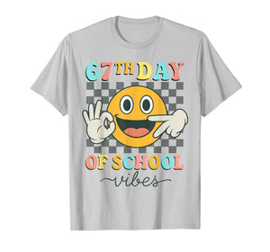 67th Day of School Vibes 67 Meme Cute Smile Face Teacher T-Shirt