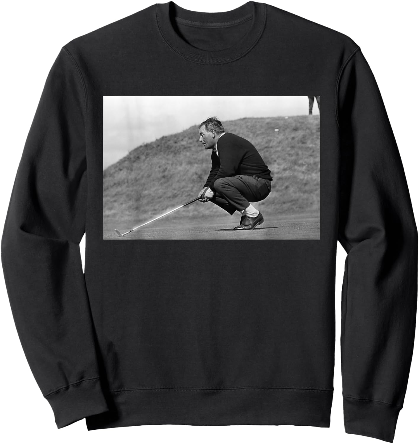Arnold Palmer On The Putting Green British Open Golf 1965 Sweatshirt - Sweatshirt | Black