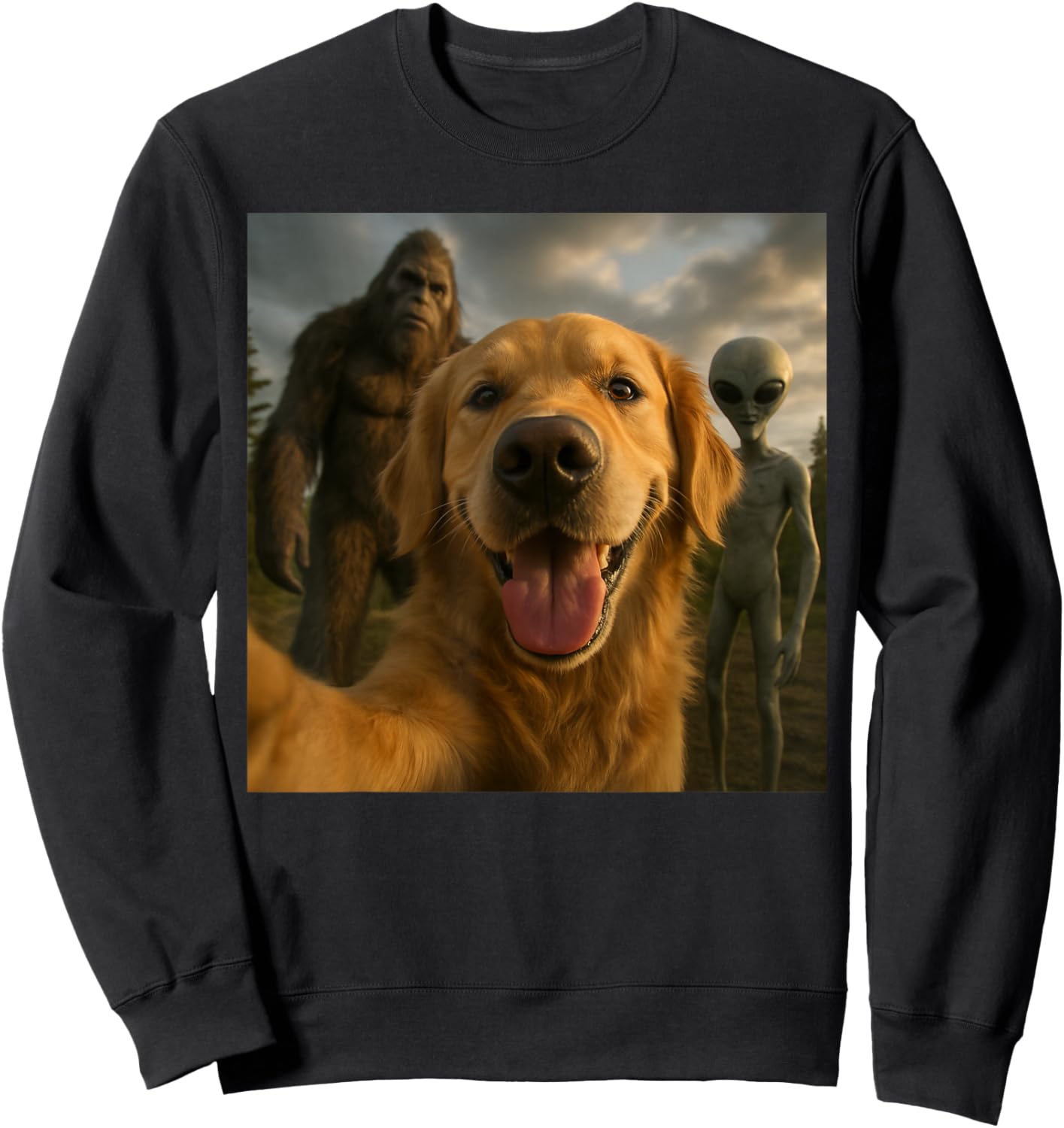 Funny Golden Retriever Dog Selfie with Alien & Bigfoot Sweatshirt - Sweatshirt | Black
