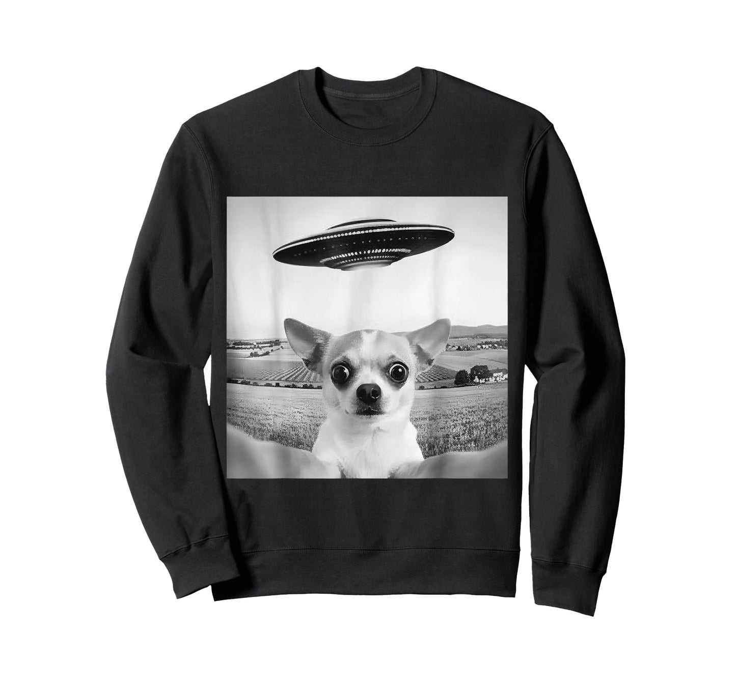 Funny Selfie Chihuahua Dog with Alien UFO Funny Dogs Lover T-Shirt