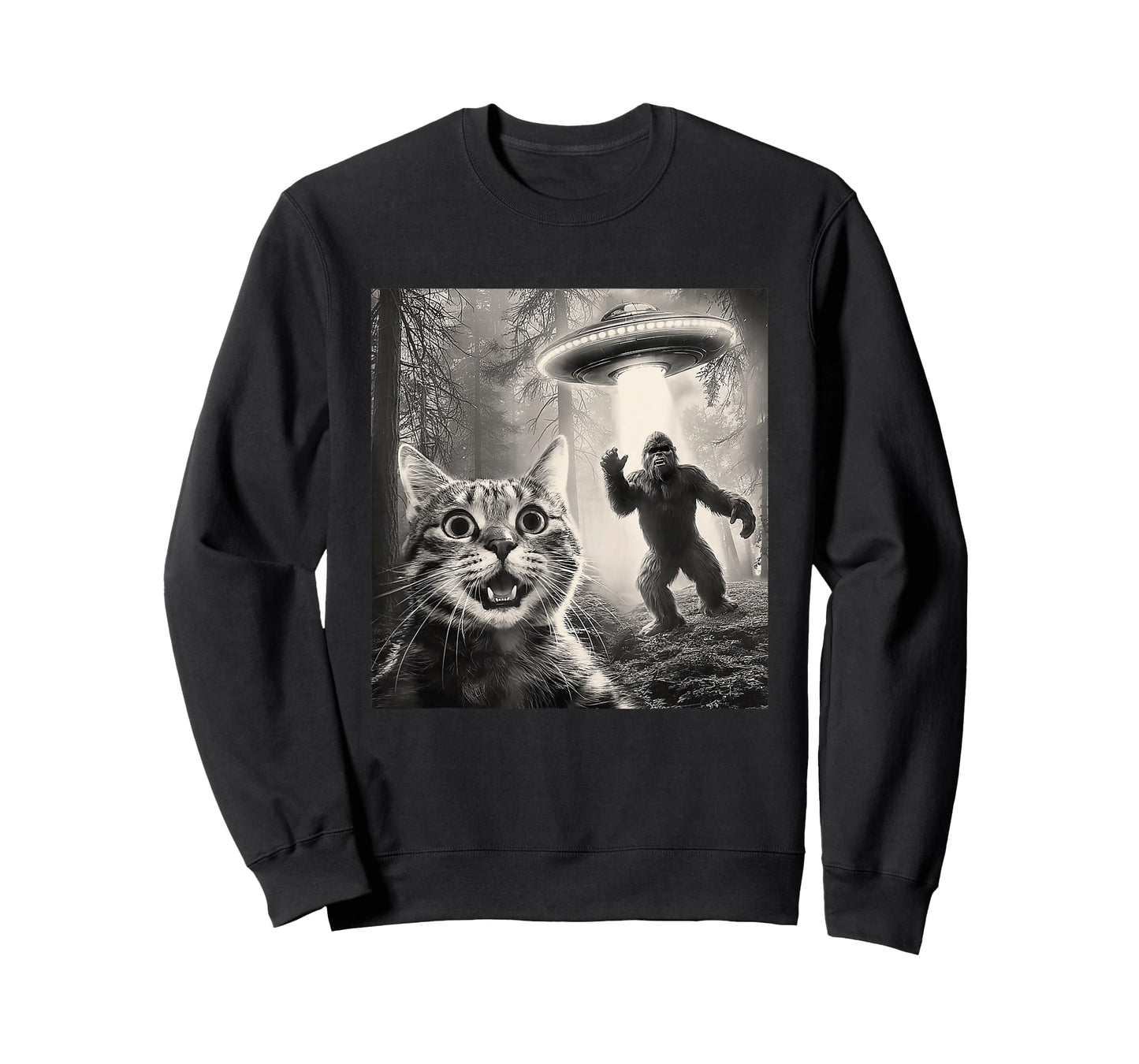 Cat Selfie Forest Trees Alien UFO Bigfoot Humor Sasquatch T-Shirt