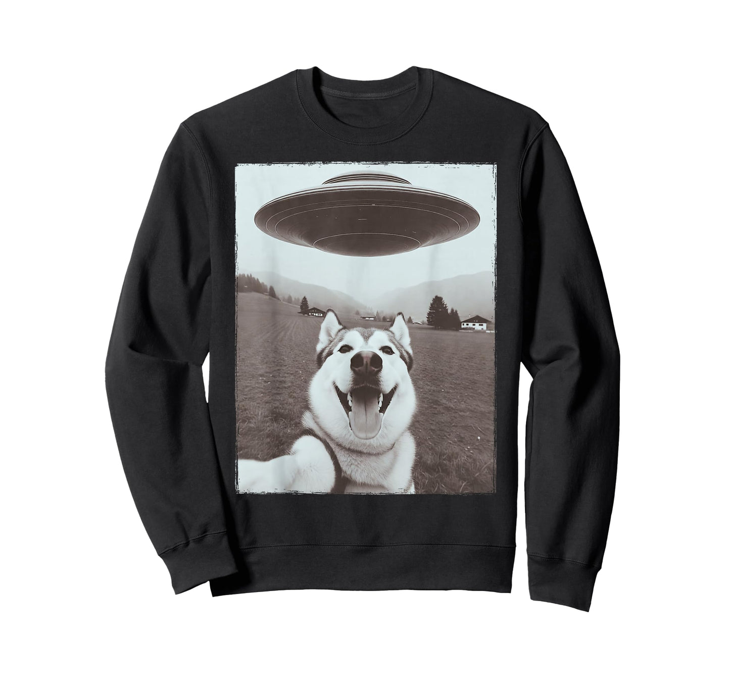 Happy Husky Selfie with Alien UFO Funny Dog Gift T-Shirt