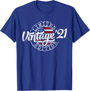 Vintage 2021 Stamp 5th Birthday Gift Boy Girl 5 Year Old T-Shirt - T-Shirt | Royal