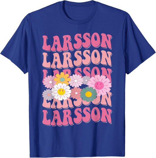 Girl Retro Larsson First Name Personalized Groovy 80's T-Shirt - T-Shirt | Royal