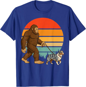 Bigfoot Australian Shepherd Retro Aussie Vintage T-Shirt - T-Shirt | Royal