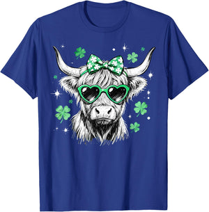 Highland Cow St Patrick's Day Coquette Bow Lucky Shamrock T-Shirt - T-Shirt | Royal