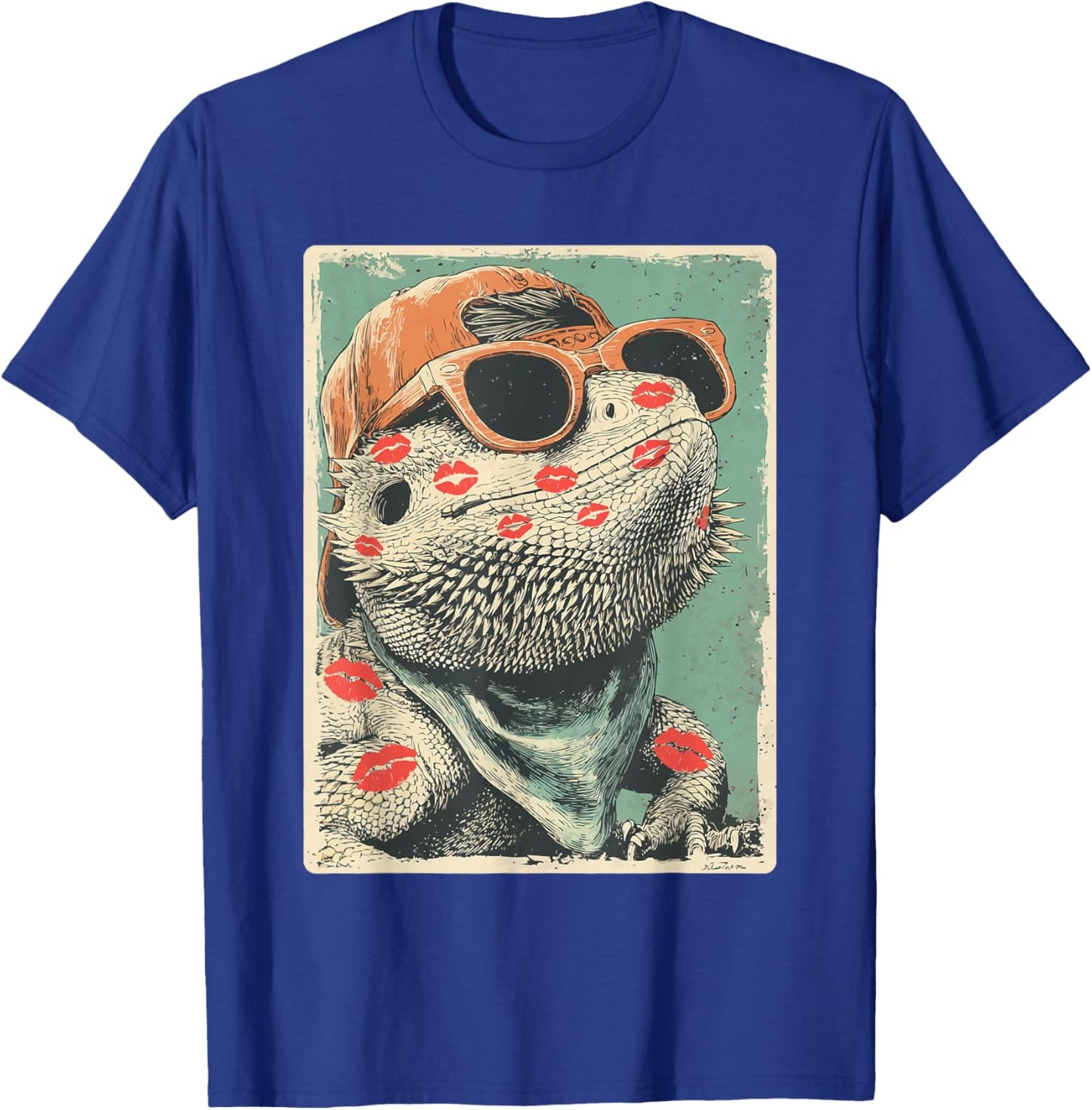 Cute Bearded Dragon with Sunglasses Kisses Valentine's Day T-Shirt - T-Shirt | Royal