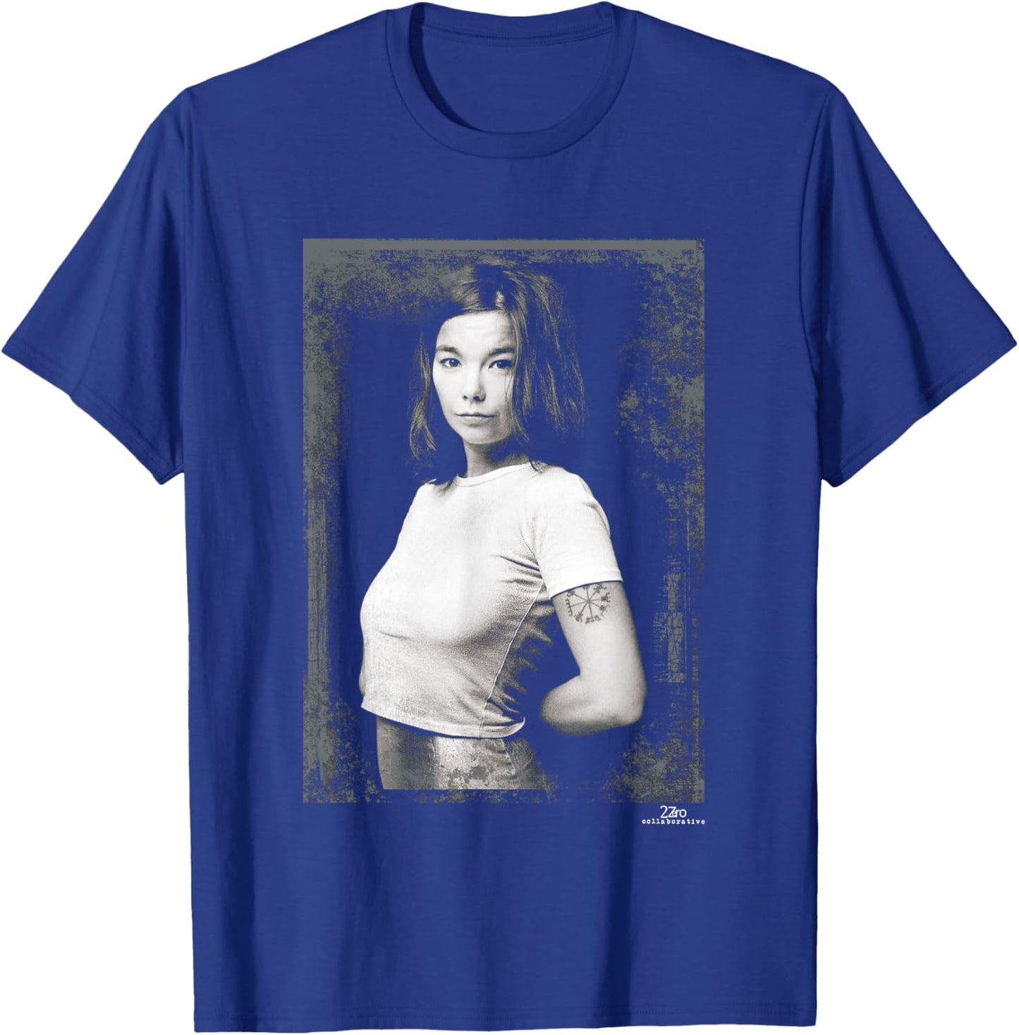 Bjork Debut Tour Era Photo by Phil Nicholls T-Shirt - T-Shirt | Royal