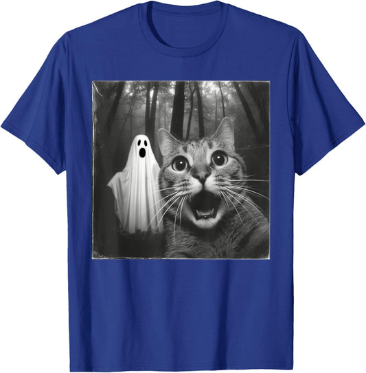 Funny Surprised Scared Cat Selfie with Ghost Halloween Lover T-Shirt - T-Shirt | Royal
