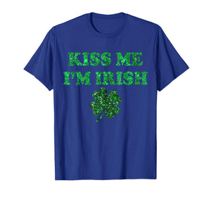 Kiss Me I'm Irish Funny Men Women Kids St Patricks Day T-Shirt