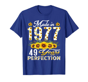 49 Year Old Made in 1977 Sunflower 49th Birthday Women T-Shirt