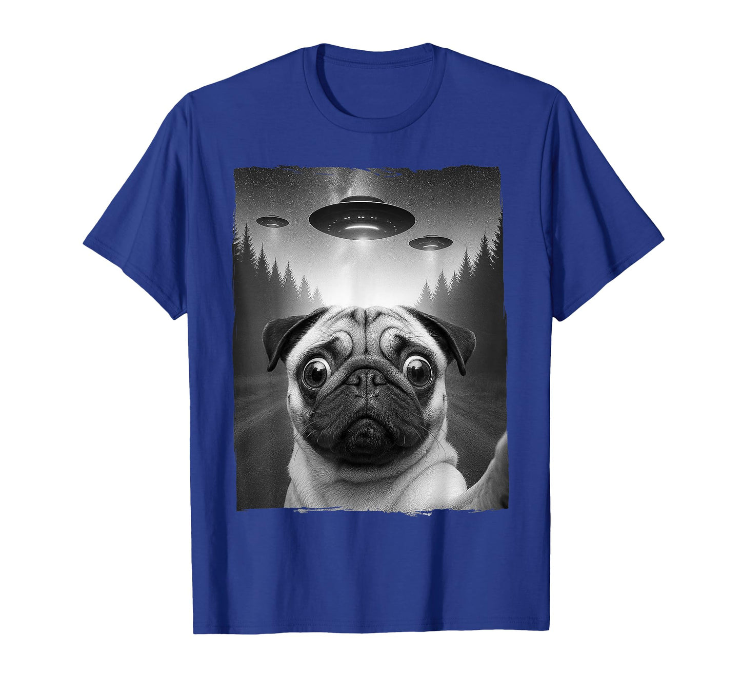 Vintage Pug UFO Encounters - Funny Cute UFO and Pug Selfie T-Shirt