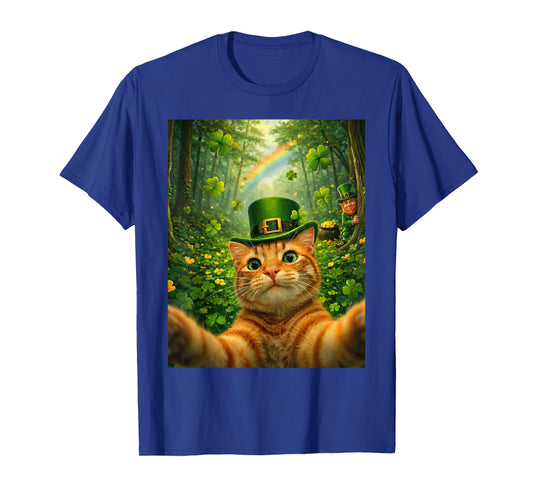 Funny St Patricks Day Cat Selfie Leprechaun St Patrick’s T-Shirt