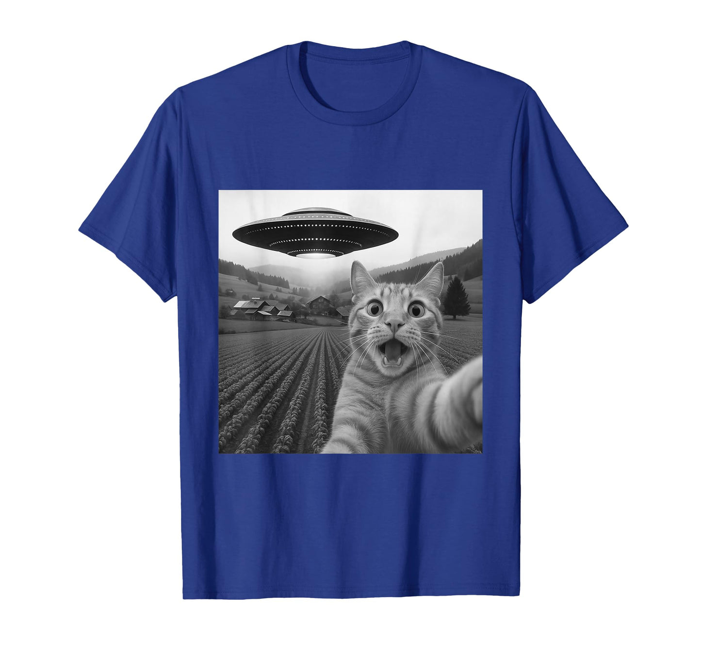 Cat Selfie with Alien UFO Funny Cat Gifts for Men Women Kid T-Shirt