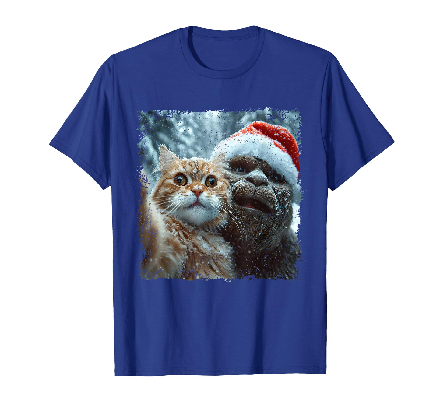 Funny Bigfoot and Cat Christmas Selfie Design T-Shirt