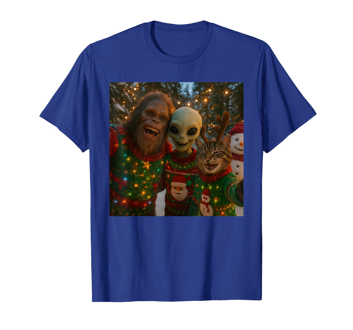 Funny Christmas Cat Selfie with Bigfoot Alien Ugly Sweater T-Shirt