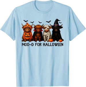 Funny Highland Cow with Spooky Halloween Costume Farmer T-Shirt - T-Shirt | Light Blue