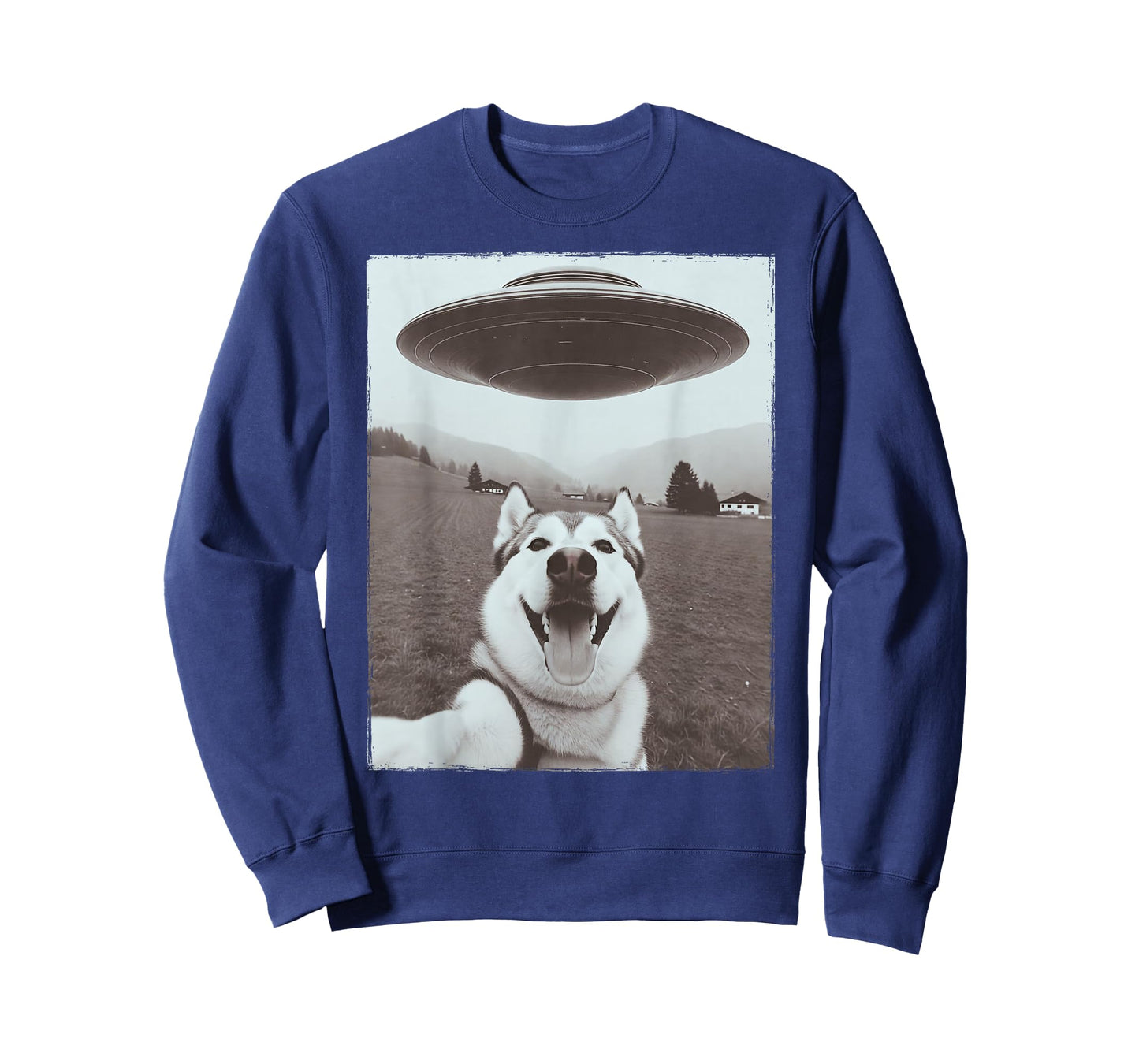 Happy Husky Selfie with Alien UFO Funny Dog Gift T-Shirt