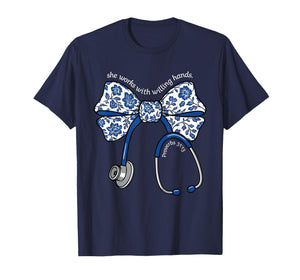 She Works with Willing Hands Proverbs 31 13 Christian Nurse T-Shirt
