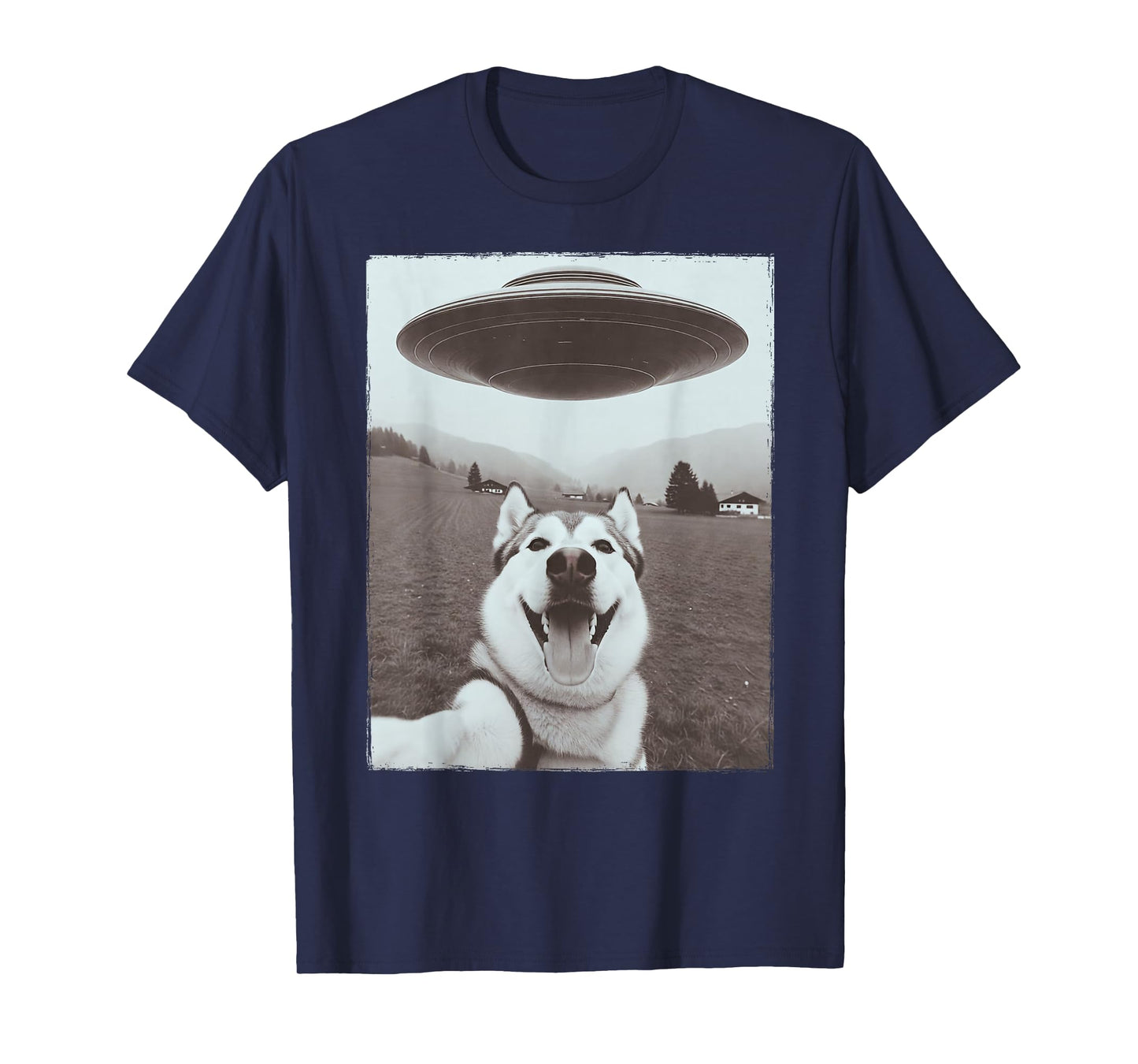 Happy Husky Selfie with Alien UFO Funny Dog Gift T-Shirt