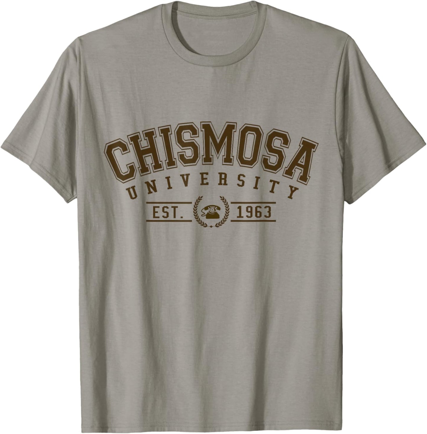 Chismosa University Est.1963, Funny Latina College-Style T-Shirt - T-Shirt | Sand