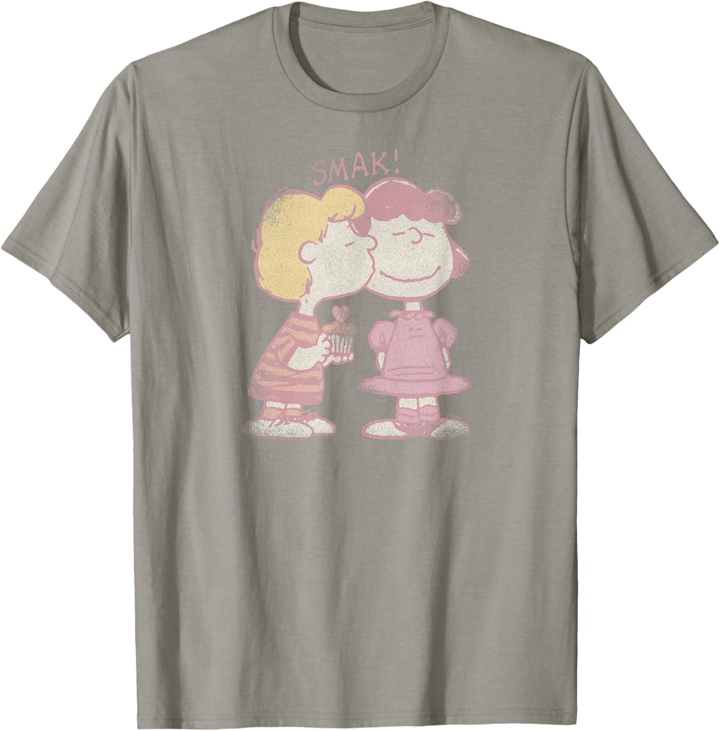 Schroeder & Lucy Valentine's Day Kiss T-Shirt - T-Shirt | Sand