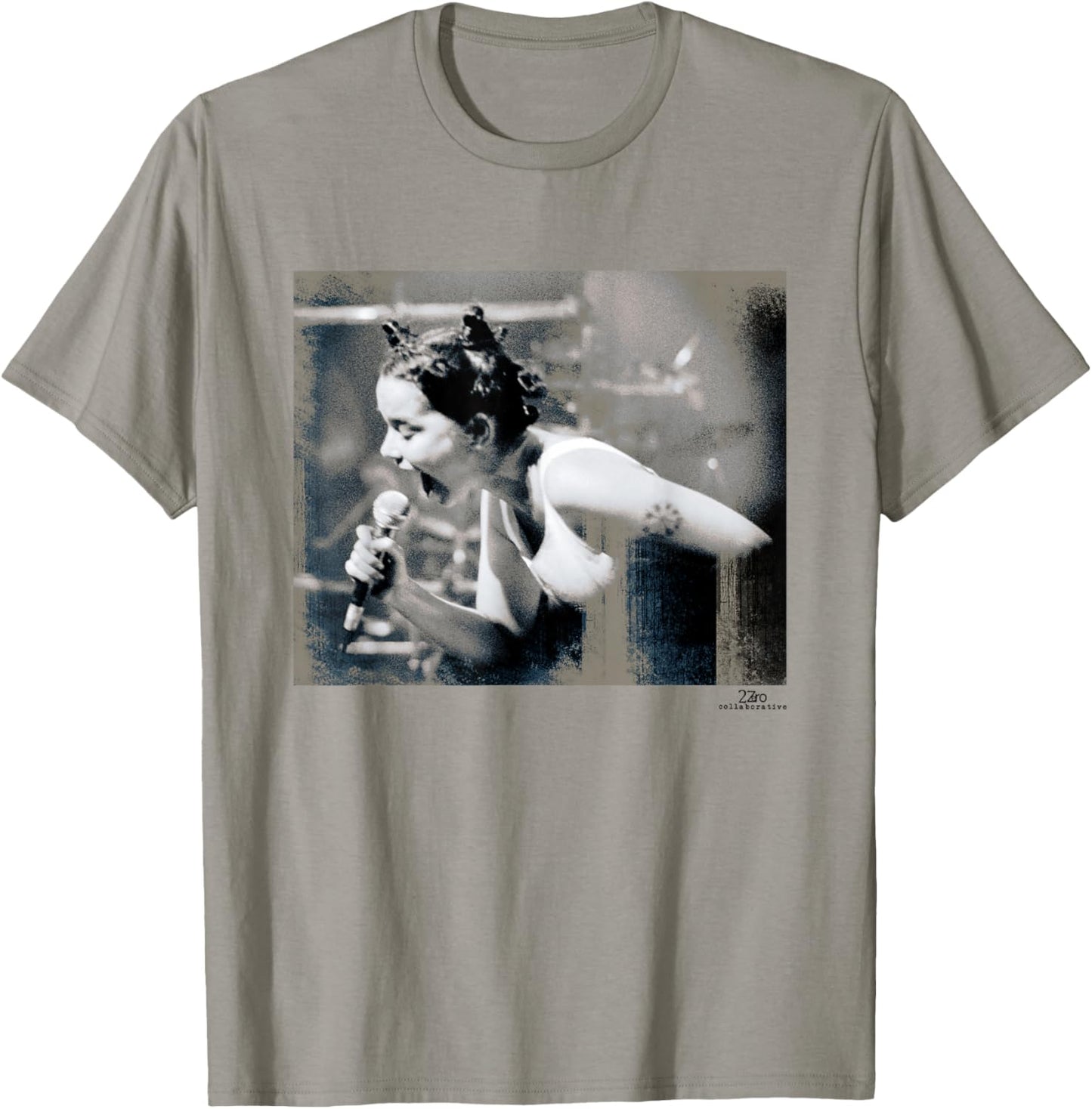 Bjork Live Debut Tour 1993 by Phil Nicholls T-Shirt - T-Shirt | Sand