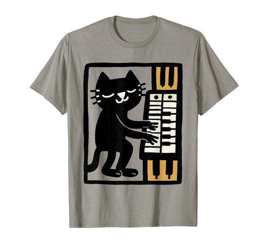 Cat Playing Organ – Funny Organist Cat Music Illustration T-Shirt