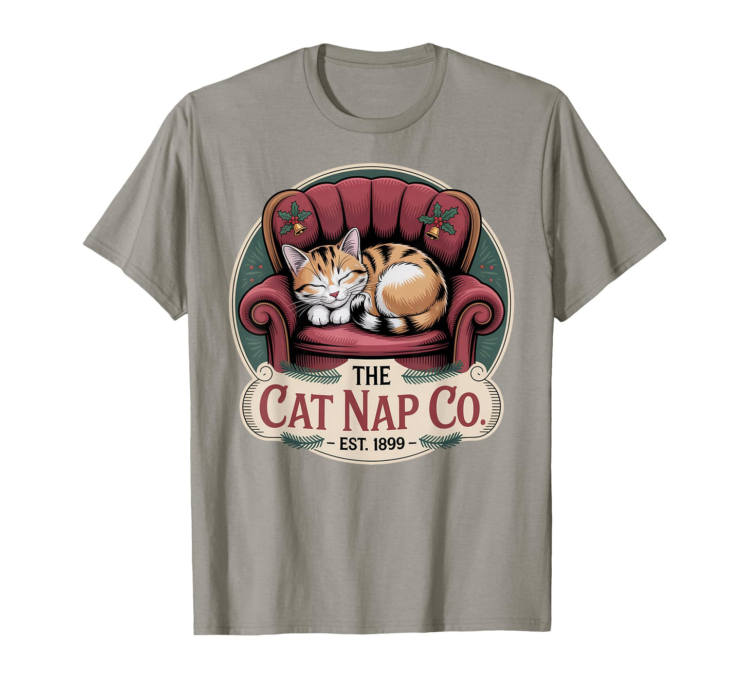 Retro Sleeping Cat Christmas – Cozy Vintage Holiday T-Shirt