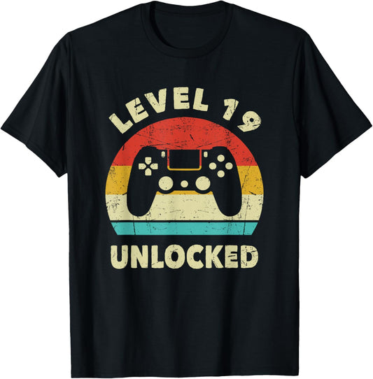 Level 19 Unlocked - Retro Vintage Funny 19th Birthday Gamer T-Shirt - T-Shirt | Black