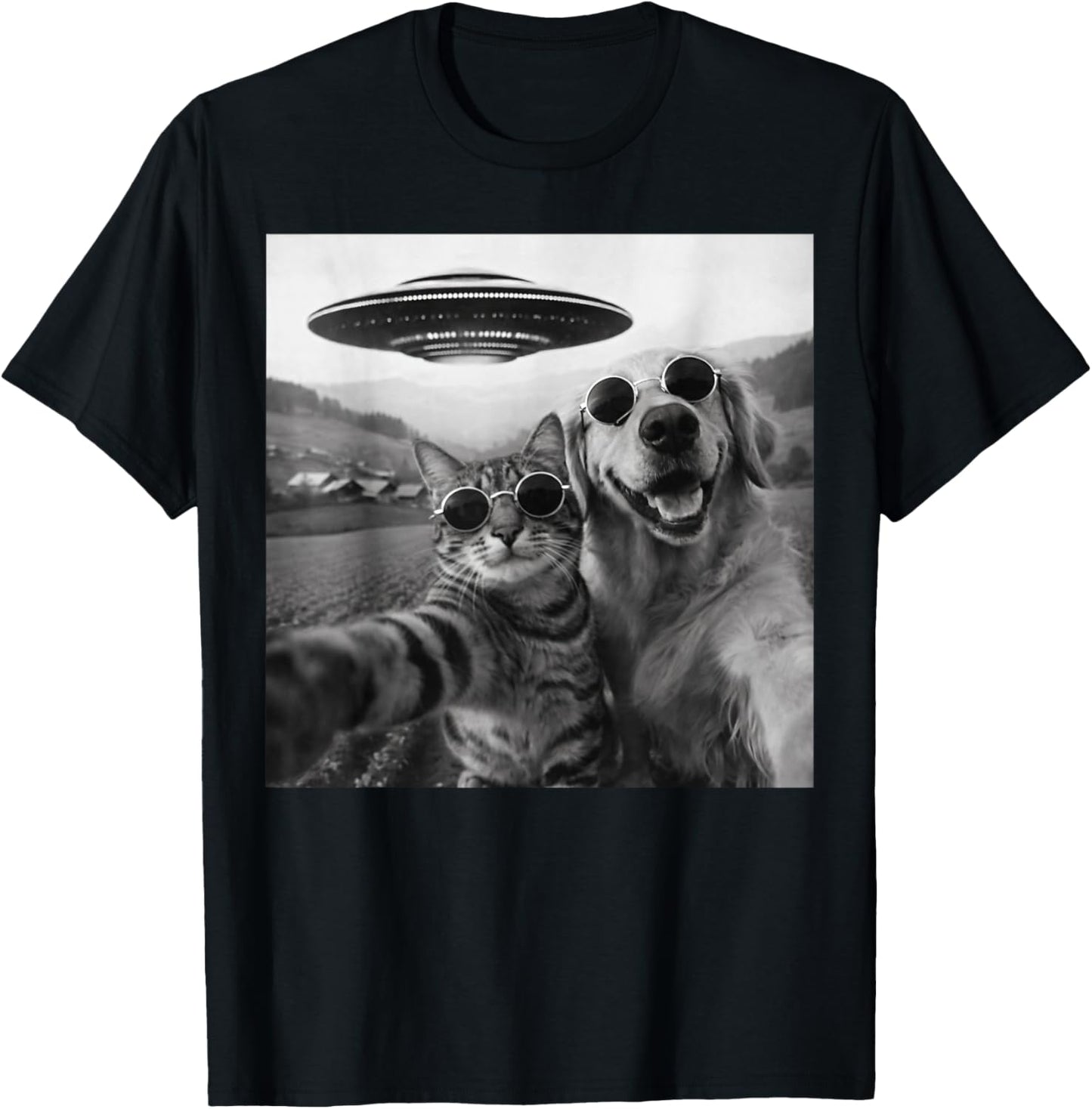Cat and Dog Selfie with Alien UFO Funny Women Kids T-Shirt - T-Shirt | Black