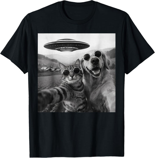 Cat and Dog Selfie with Alien UFO Funny Women Kids T-Shirt - T-Shirt | Black