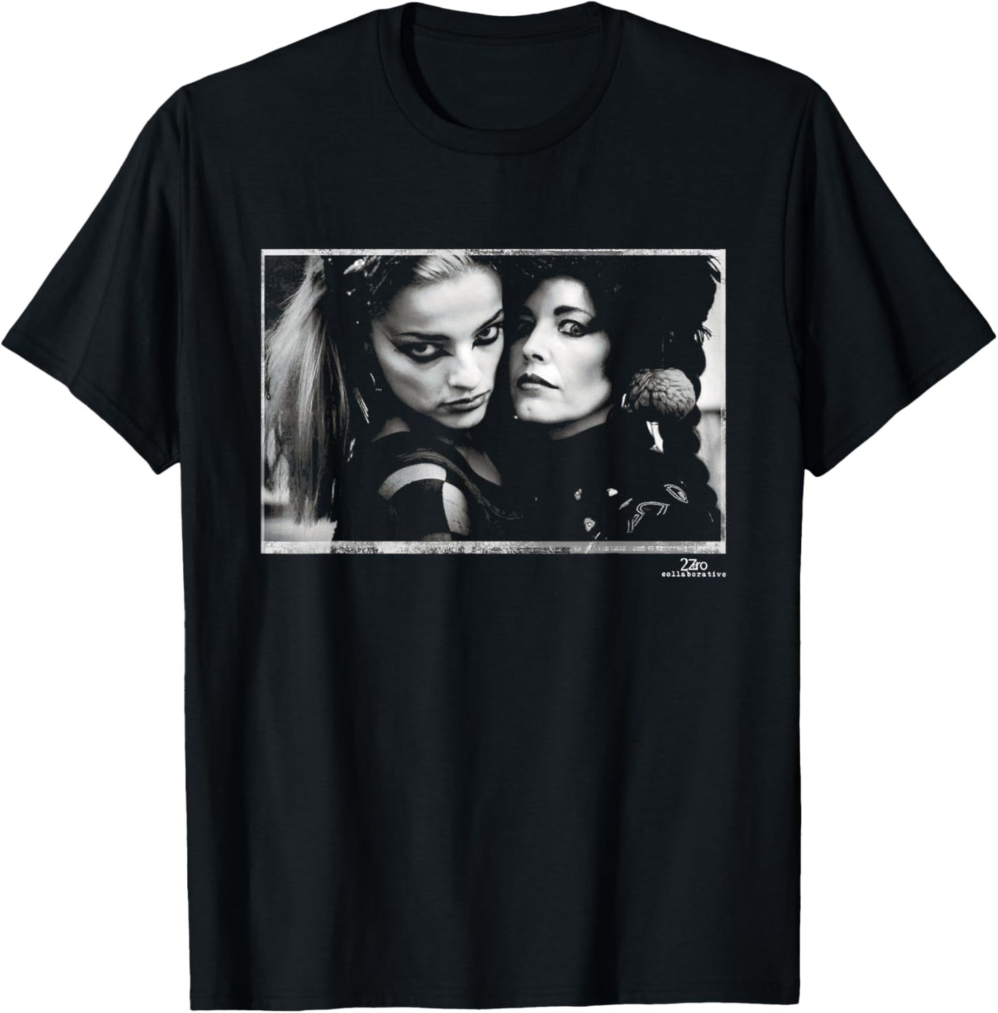 Singers Lene Lovich & Nina Hagen by Phil Nicholls T-Shirt - T-Shirt | Black