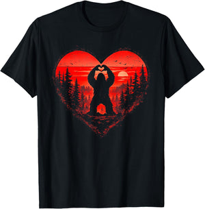 Retro Funny Bigfoot Sasquatch Heart Love Valentine Boy Men T-Shirt - T-Shirt | Black