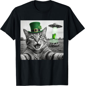 Funny Cat Selfie St Patricks Day UFO Abduction Green Beer T-Shirt - T-Shirt | Black